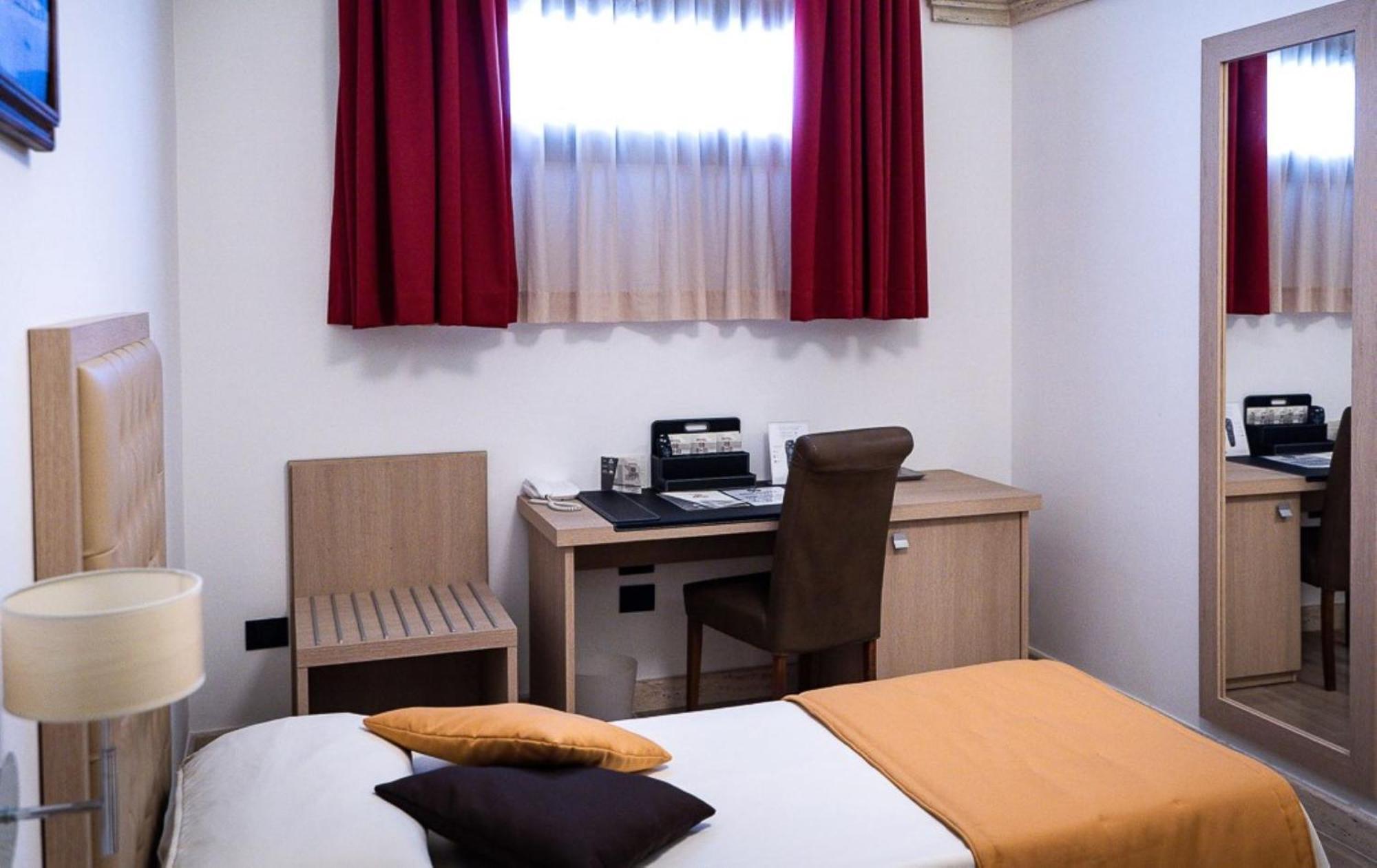 Bhb Hotel Manduria Esterno foto