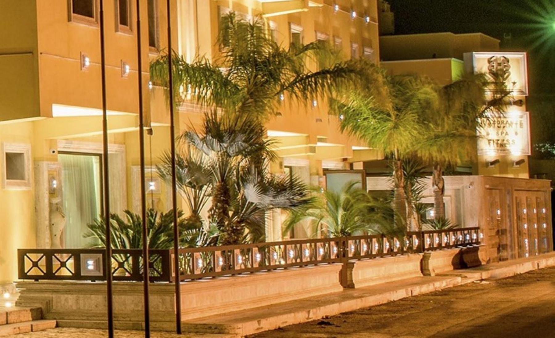 Bhb Hotel Manduria Esterno foto