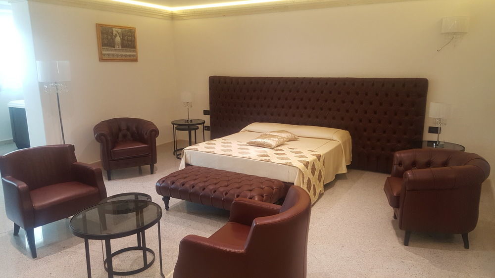 Bhb Hotel Manduria Esterno foto